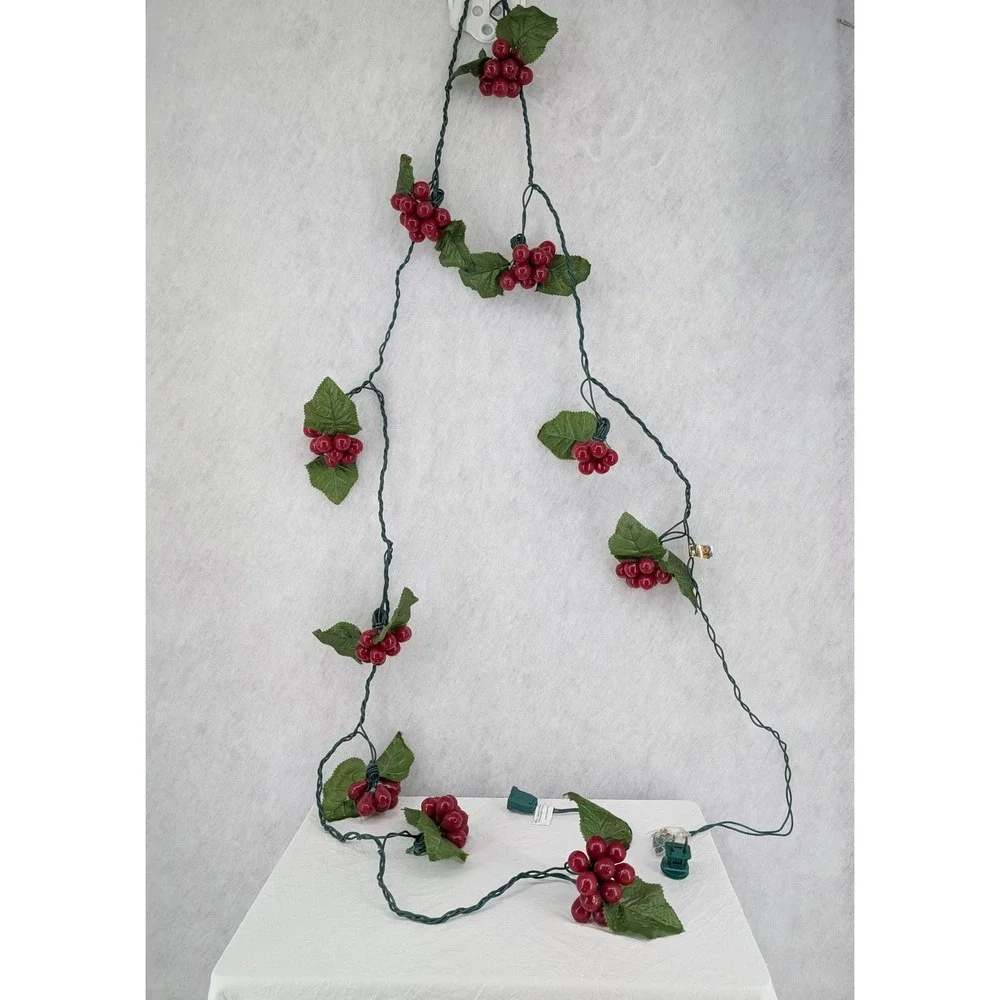 Red‎ Grape Cluster String Lights 126